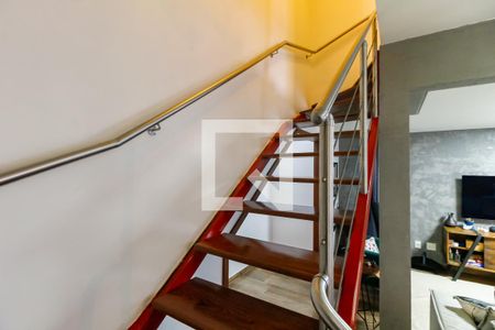 Apartamento para alugar com 106m², 2 quartos e 2 vagasEscada aceso Suíte