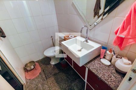 Apartamento para alugar com 106m², 2 quartos e 2 vagasBanheiro Corredor