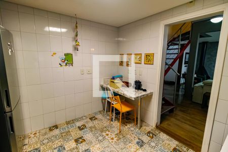 Apartamento para alugar com 106m², 2 quartos e 2 vagasDetalhe da cozinha