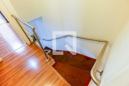 Apartamento para alugar com 106m², 2 quartos e 2 vagasEscada aceso Suíte