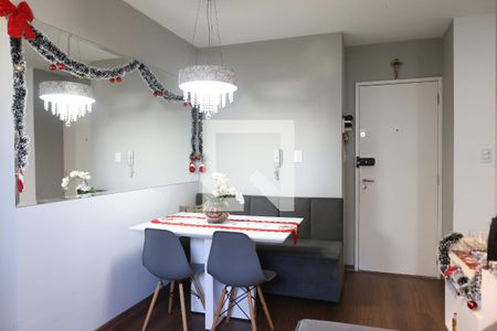 Sala de apartamento para alugar com 2 quartos, 48m² em Parque João Ramalho, Santo André