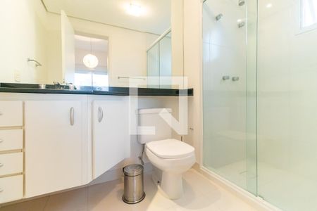 Apartamento para alugar com 70m², 1 quarto e 2 vagas Apartamento para alugar com 70m², 1 quarto e 2 vagasBanheiro da Suíte