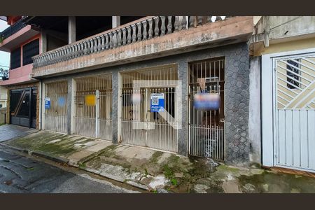 Casa para alugar com 60m², 3 quartos e sem vagaFachada