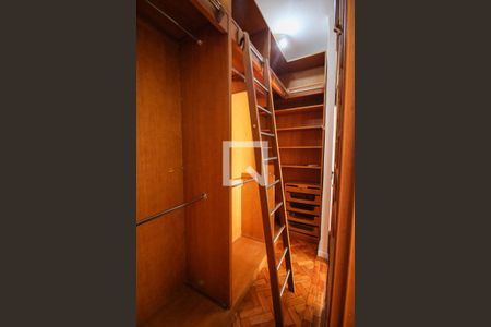 Apartamento à venda com 137m², 3 quartos e 1 vagaCloset do Quarto 1