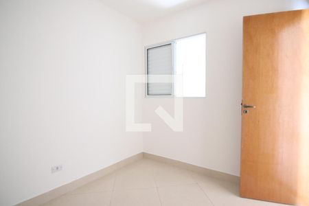 Quarto 2 de apartamento para alugar com 2 quartos, 45m² em Vila Nhocune, São Paulo