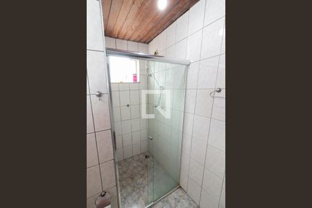 Casa à venda com 217m², 4 quartos e 4 vagas Casa à venda com 217m², 4 quartos e 4 vagasBanheiro