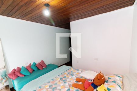 Casa à venda com 217m², 4 quartos e 4 vagas Casa à venda com 217m², 4 quartos e 4 vagasQuarto 3 Suite