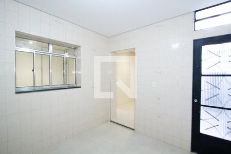 Casa à venda com 70m², 2 quartos e 2 vagas Casa à venda com 70m², 2 quartos e 2 vagasEspaço - Lavanderia