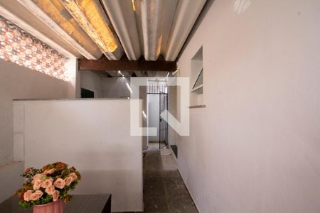 Casa à venda com 70m², 2 quartos e 2 vagas Casa à venda com 70m², 2 quartos e 2 vagasQuintal Garagem