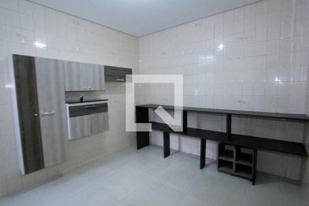 Casa à venda com 70m², 2 quartos e 2 vagas Casa à venda com 70m², 2 quartos e 2 vagasEspaço - Lavanderia