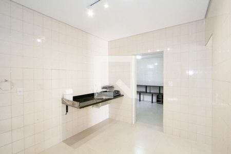 Casa à venda com 70m², 2 quartos e 2 vagas Casa à venda com 70m², 2 quartos e 2 vagasCozinha