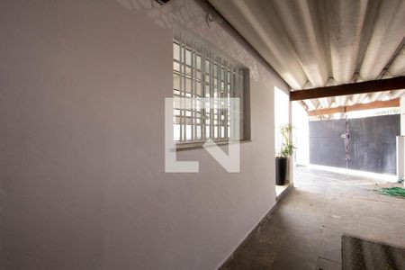 Casa à venda com 70m², 2 quartos e 2 vagas Casa à venda com 70m², 2 quartos e 2 vagasQuintal Garagem
