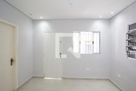Sala de casa para alugar com 2 quartos, 70m² em Jardim Trussardi, São Paulo