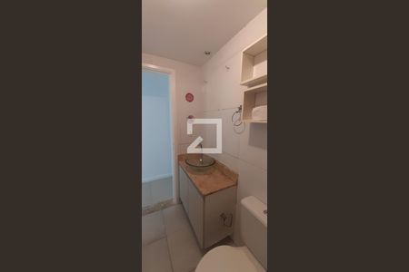 Apartamento à venda com 100m², 3 quartos e 1 vaga Apartamento à venda com 100m², 3 quartos e 1 vagaBanheiro