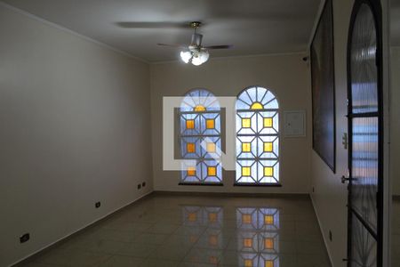 Casa para alugar com 192m², 3 quartos e 4 vagasSala