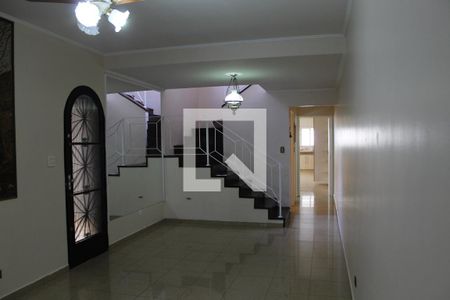 Casa para alugar com 192m², 3 quartos e 4 vagasSala
