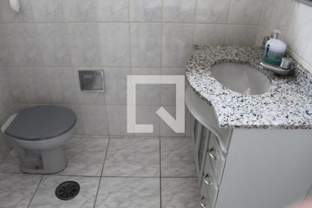 Casa para alugar com 192m², 3 quartos e 4 vagasBanheiro