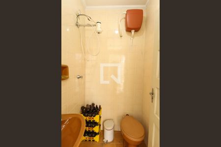 Casa à venda com 150m², 3 quartos e 3 vagas Casa à venda com 150m², 3 quartos e 3 vagasBanheiro de serviço