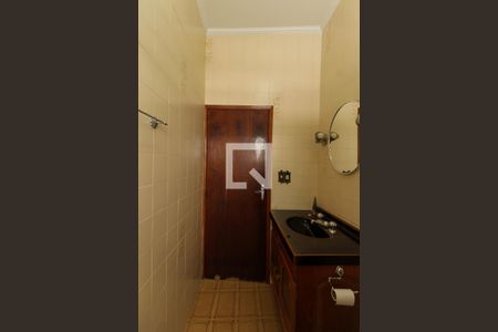 Casa à venda com 150m², 3 quartos e 3 vagas Casa à venda com 150m², 3 quartos e 3 vagasBanheiro 1