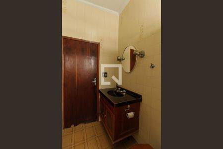 Casa à venda com 150m², 3 quartos e 3 vagas Casa à venda com 150m², 3 quartos e 3 vagasBanheiro 1