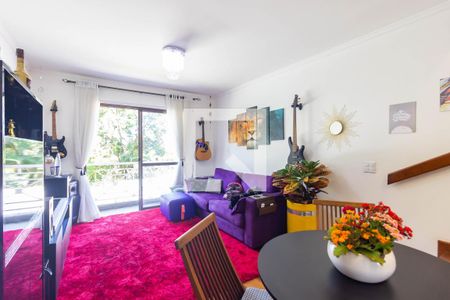 Sala de casa de condomínio à venda com 2 quartos, 112m² em Vila São Silvestre, São Paulo