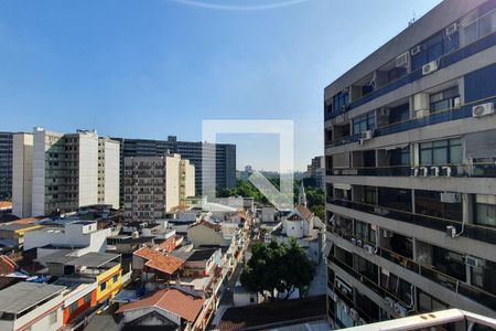 Vista do Quarto 1 de apartamento para alugar com 2 quartos, 67m² em Vila Isabel, Rio de Janeiro
