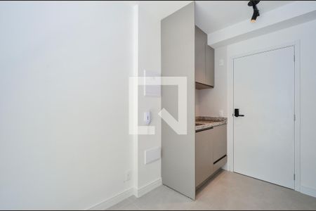Sala/Cozinha de apartamento para alugar com 1 quarto, 29m² em Chácara Inglesa, São Paulo