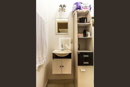 Apartamento à venda com 122m², 2 quartos e sem vagaBanheiro