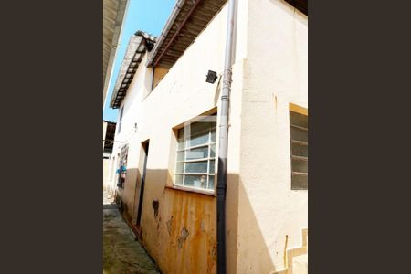 Casa à venda com 150m², 2 quartos e 4 vagas