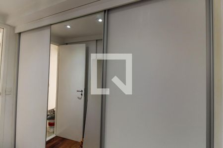 Apartamento para alugar com 137m², 3 quartos e 2 vagas Apartamento para alugar com 137m², 3 quartos e 2 vagasSauíte 2