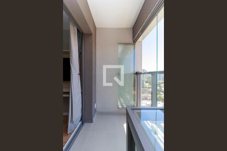 Studio para alugar com 25m², 1 quarto e 1 vaga Studio para alugar com 25m², 1 quarto e 1 vagaVaranda do Studio