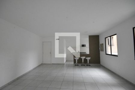 Apartamento para alugar com 45m², 2 quartos e 1 vagaÁrea comum - Salão de festas