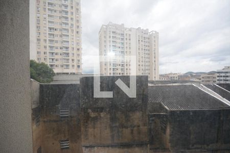 Vista da Sala de apartamento para alugar com 2 quartos, 45m² em Madureira, Rio de Janeiro