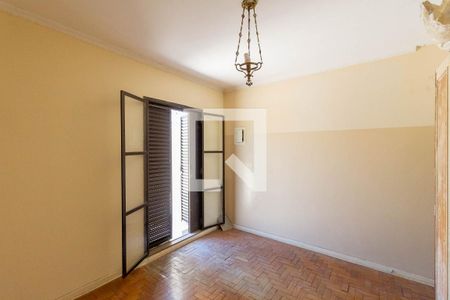 Casa à venda com 500m², 6 quartos e 4 vagasQuarto 3