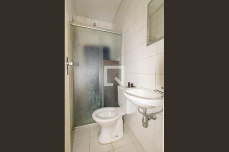 Casa à venda com 500m², 6 quartos e 4 vagasBanheiro de Serviço