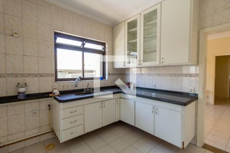 Casa à venda com 500m², 6 quartos e 4 vagasCozinha