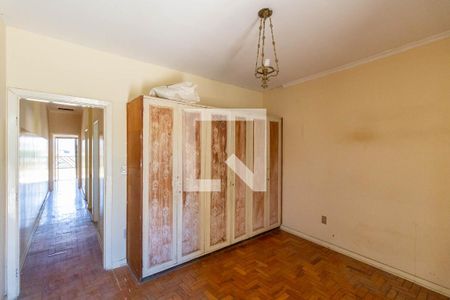 Casa à venda com 500m², 6 quartos e 4 vagasQuarto 3