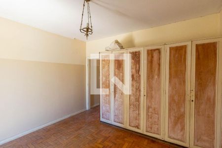 Casa à venda com 500m², 6 quartos e 4 vagasQuarto 3