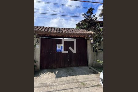 Casa de condomínio à venda com 350m², 3 quartos e 5 vagasFachada entrada 2
