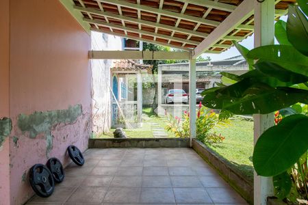 Casa de condomínio à venda com 350m², 3 quartos e 5 vagasVaranda do jardim