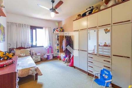 Casa à venda com 910m², 6 quartos e 5 vagas Casa à venda com 910m², 6 quartos e 5 vagasQuarto 3