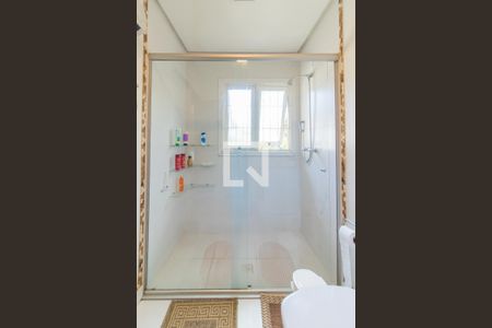 Casa à venda com 910m², 6 quartos e 5 vagas Casa à venda com 910m², 6 quartos e 5 vagasBanheiro do quarto 1