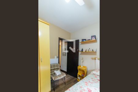 Casa à venda com 910m², 6 quartos e 5 vagas Casa à venda com 910m², 6 quartos e 5 vagas Quarto 6