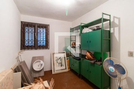 Casa à venda com 910m², 6 quartos e 5 vagas Casa à venda com 910m², 6 quartos e 5 vagasQuarto de Serviço