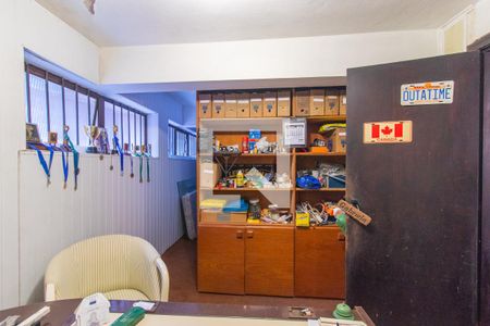 Casa à venda com 910m², 6 quartos e 5 vagas Casa à venda com 910m², 6 quartos e 5 vagasQuarto de Serviço