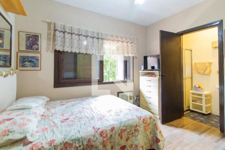 Casa à venda com 910m², 6 quartos e 5 vagas Casa à venda com 910m², 6 quartos e 5 vagas Quarto 6