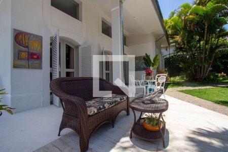 Casa à venda com 450m², 4 quartos e 5 vagas