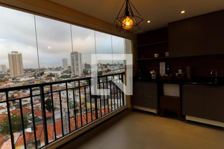 Apartamento à venda com 70m², 1 quarto e 1 vaga Apartamento à venda com 70m², 1 quarto e 1 vagaVaranda