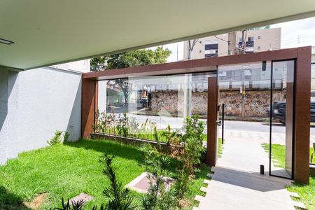 Apartamento à venda com 70m², 2 quartos e 2 vagas Apartamento à venda com 70m², 2 quartos e 2 vagasHall de Entrada