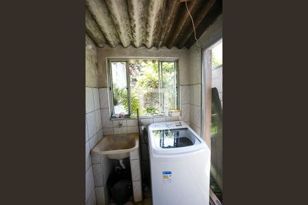 Casa à venda com 250m², 2 quartos e 2 vagas Casa à venda com 250m², 2 quartos e 2 vagasÁrea de Serviço